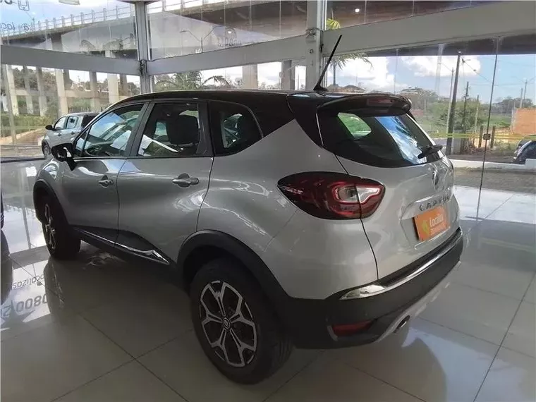 Renault Captur Prata 2