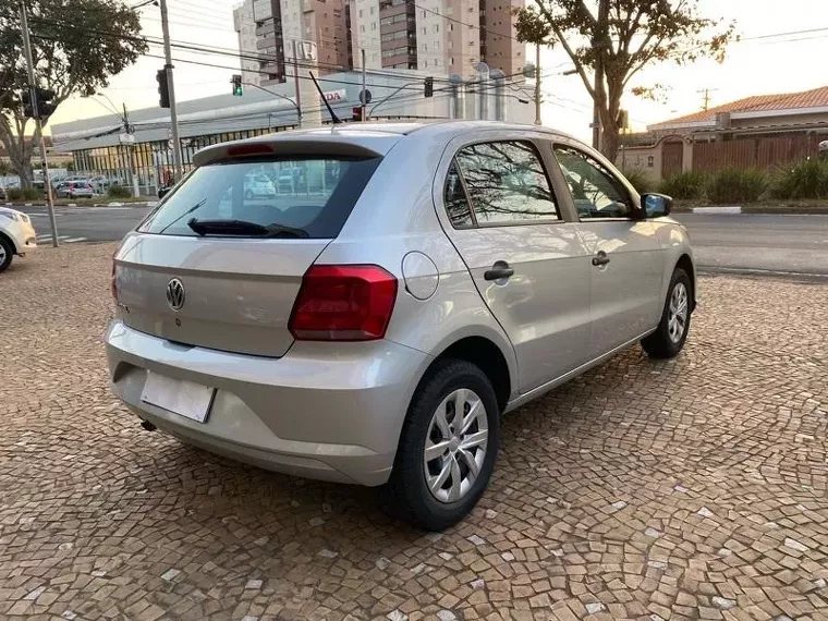 Volkswagen Gol Prata 8