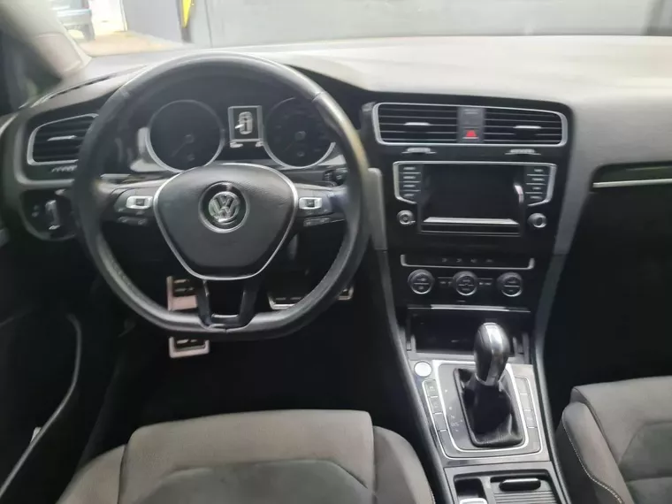 Volkswagen Golf Branco 5