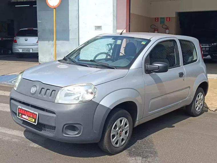 Fiat Uno Prata 4