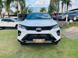 Toyota Hilux SW4