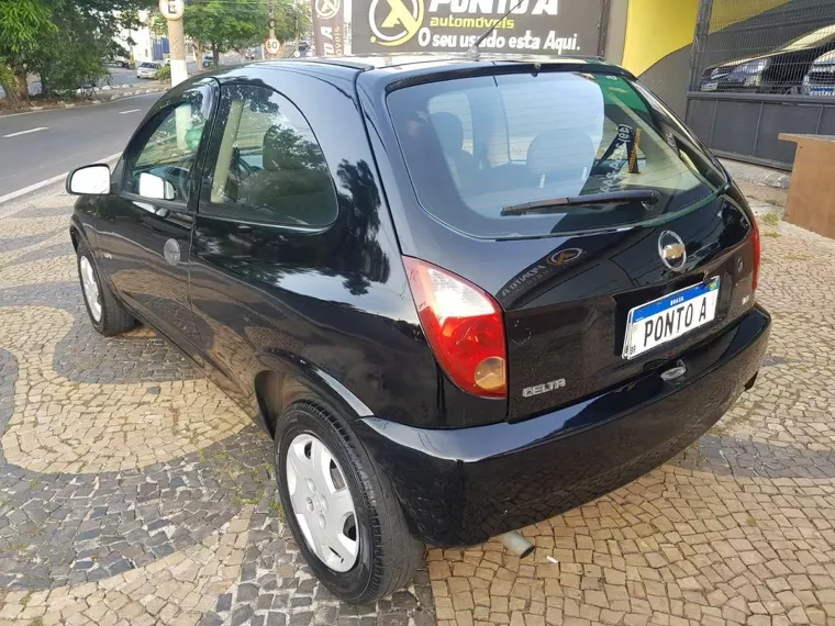 Chevrolet Celta Preto 4