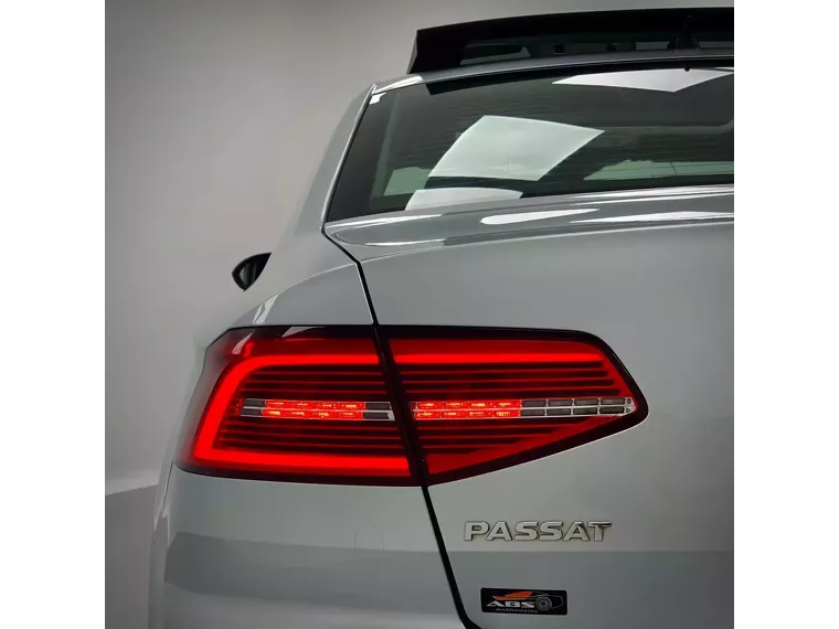 Volkswagen Passat Prata 9