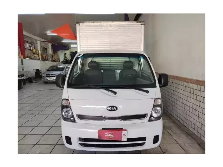 KIA Bongo Branco 4