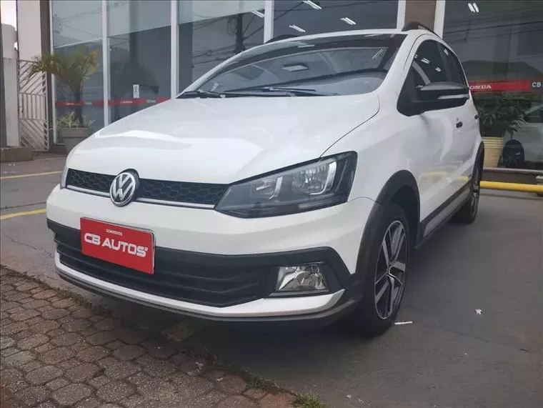 Volkswagen Fox Branco 11