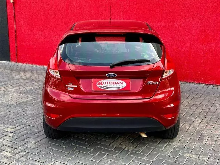 Ford Fiesta Vermelho 14