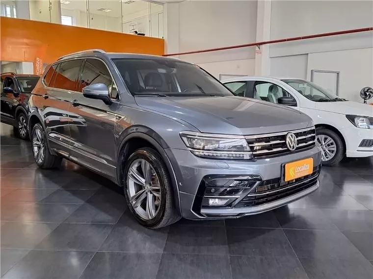 Volkswagen Tiguan Cinza 10