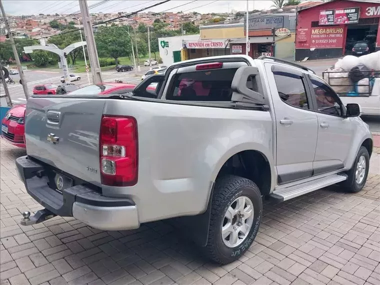 Chevrolet S10 Prata 11