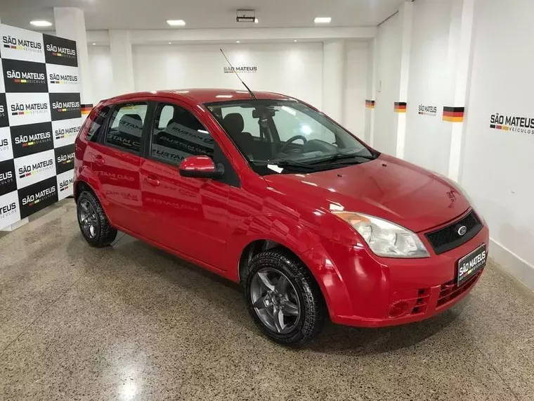 Ford Fiesta Vermelho 4