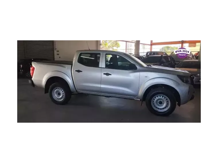 Nissan Frontier Prata 4