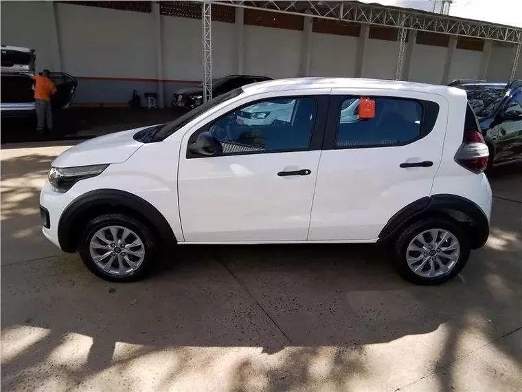 Fiat Mobi Branco 1