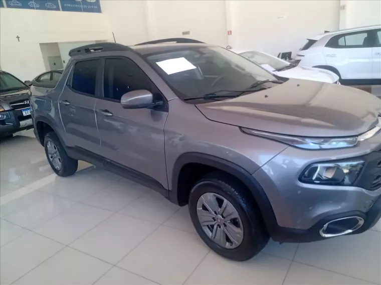 Fiat Toro Cinza 10