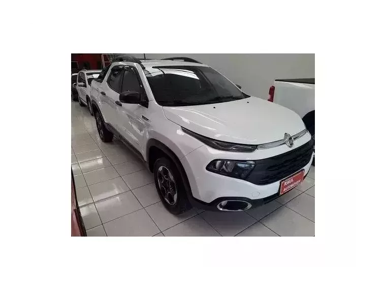 Fiat Toro Branco 4