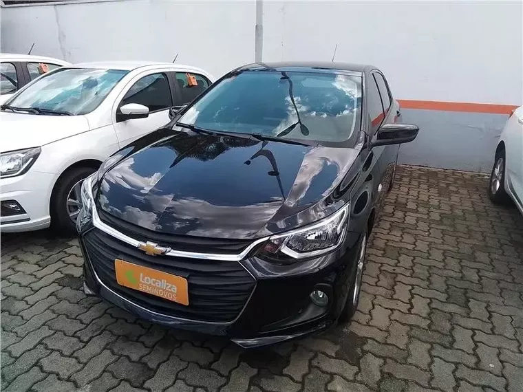 Chevrolet Onix Preto 9