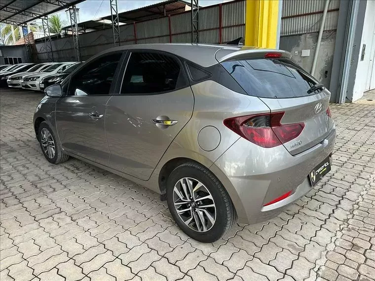 Hyundai HB20 Cinza 4