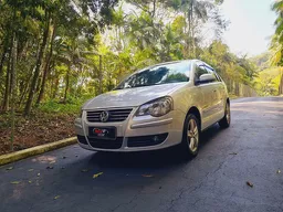 Volkswagen Polo Sedan