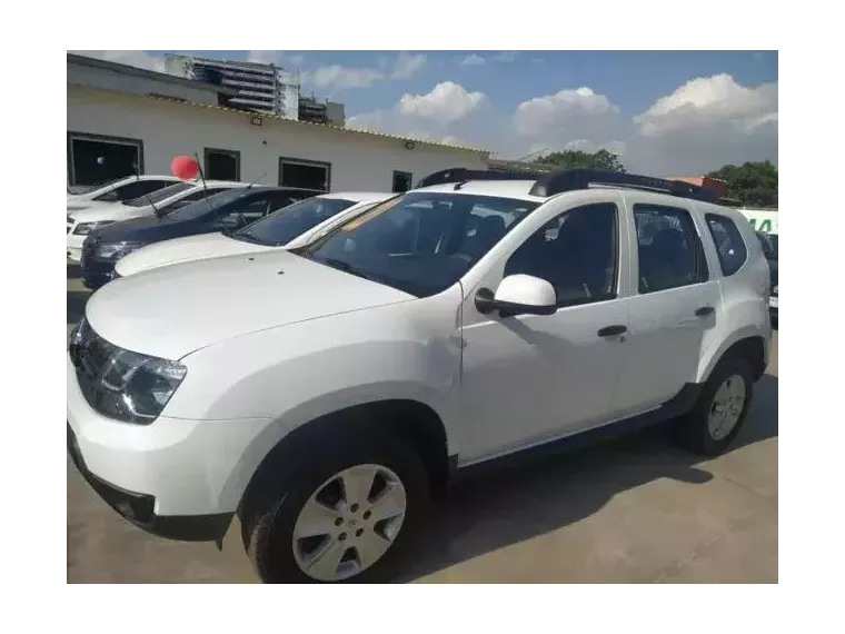 Renault Duster Branco 3