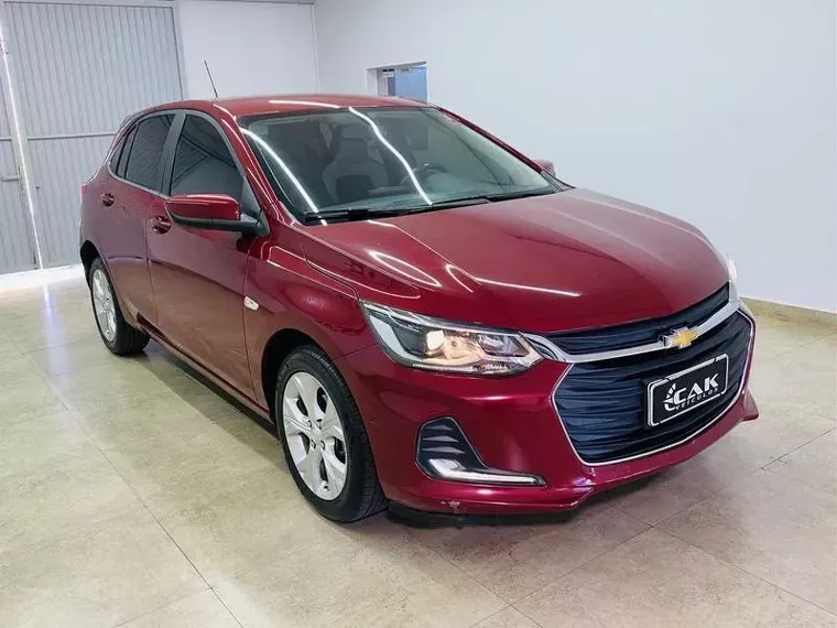 Chevrolet Onix Vermelho 8