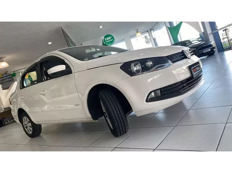 Volkswagen Voyage Branco 7