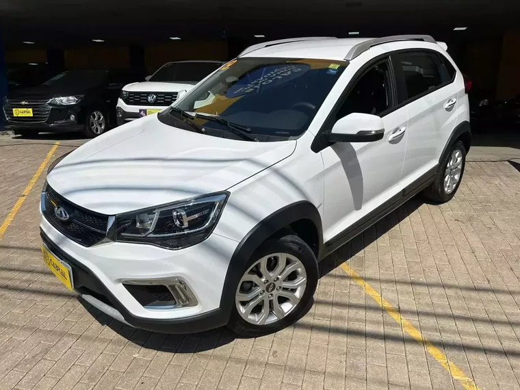 Chery Tiggo 2 Branco 12