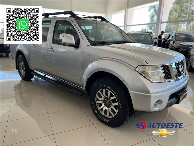 Nissan Frontier Prata 1