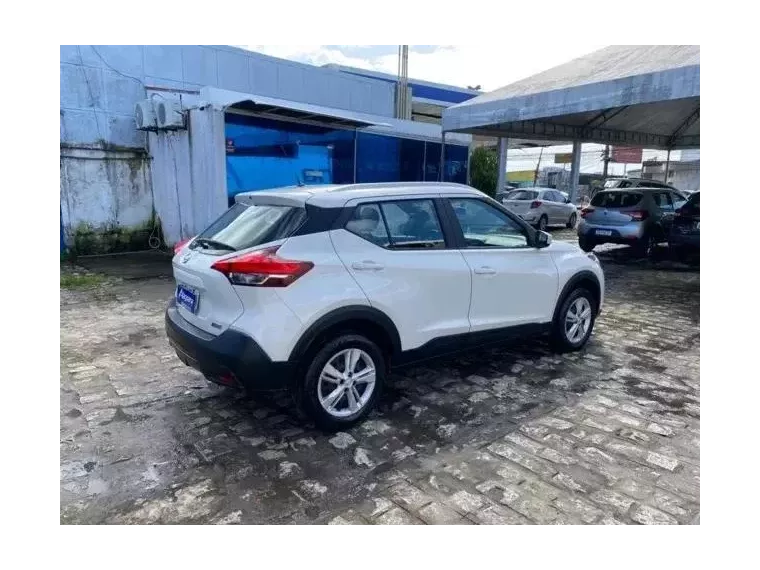 Nissan Kicks Branco 7