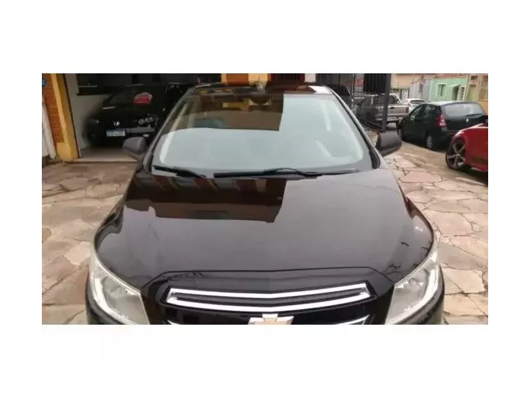 Chevrolet Onix Preto 1