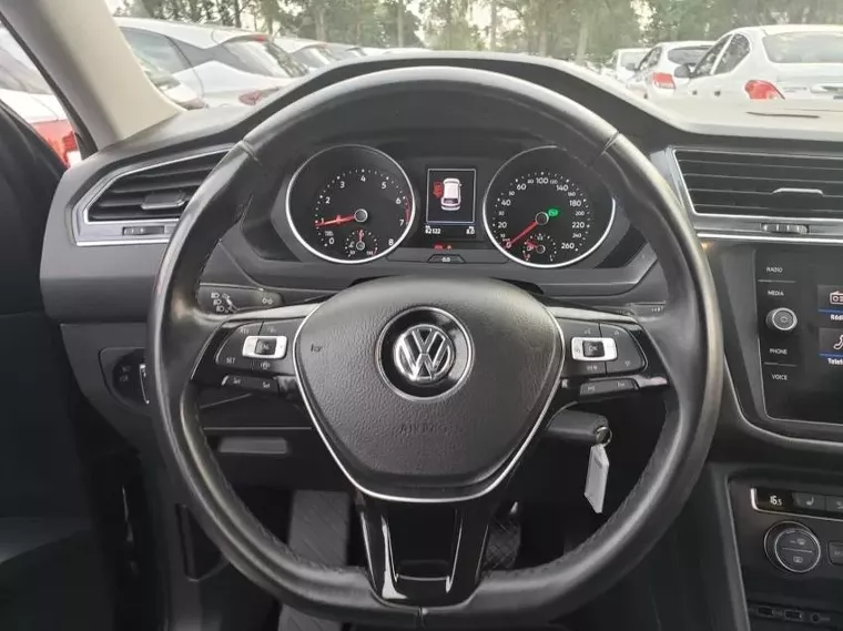 Volkswagen Tiguan Cinza 3