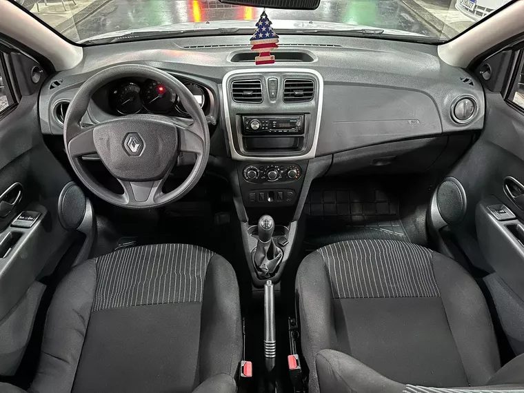 Renault Sandero Branco 3