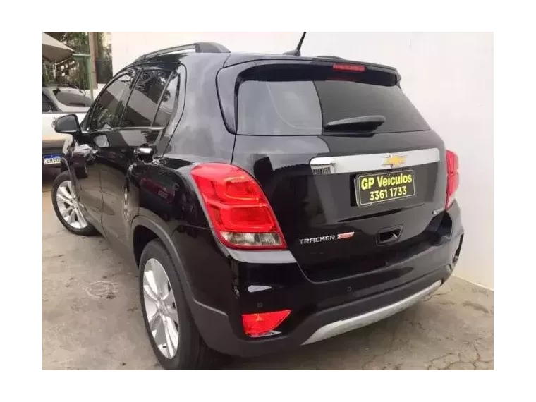 Chevrolet Tracker Preto 3