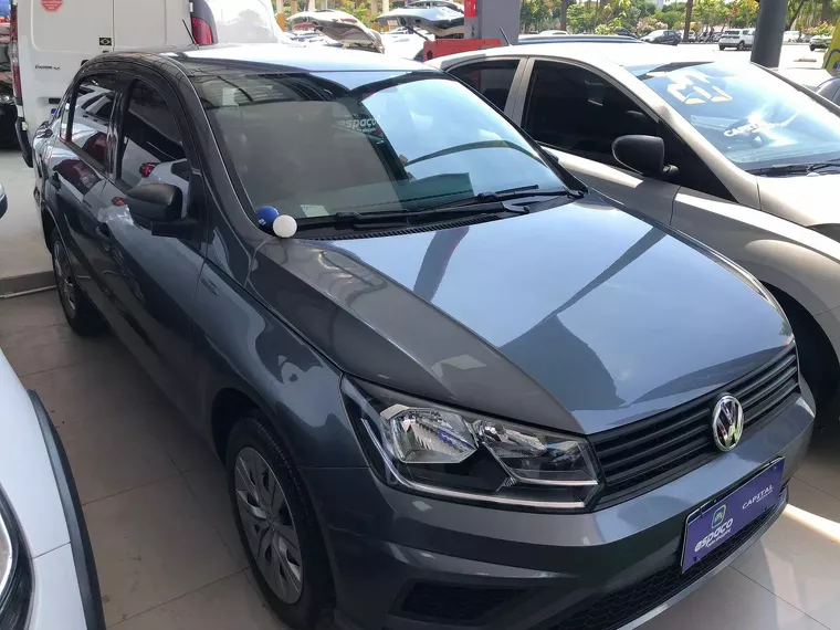 Volkswagen Voyage Cinza 3