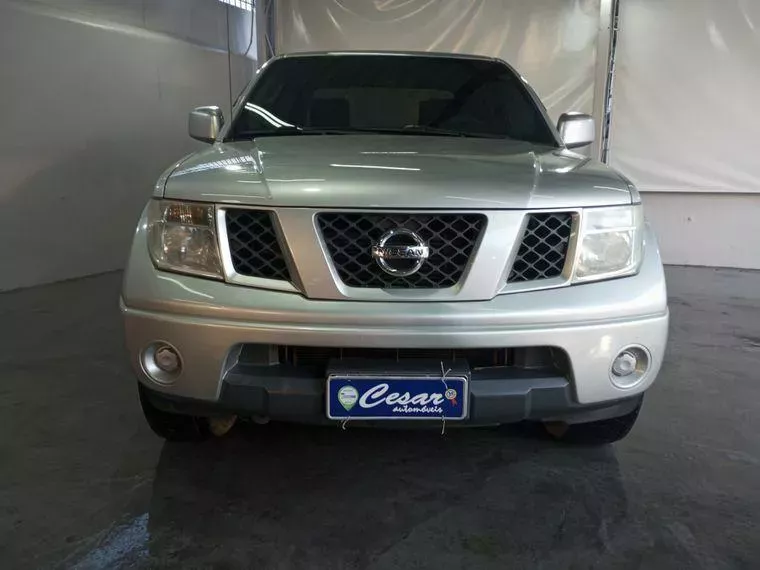 Nissan Frontier Prata 15