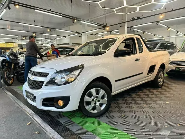 Chevrolet Montana Branco 1