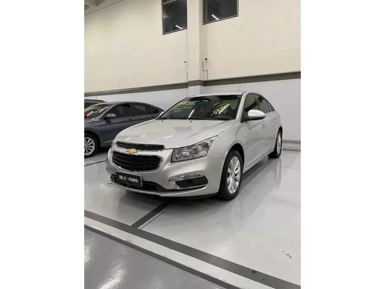 Chevrolet Cruze Prata 6