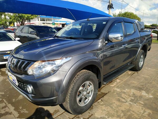 Mitsubishi L200 Triton 2.4 Sport HPE Cinza 2019