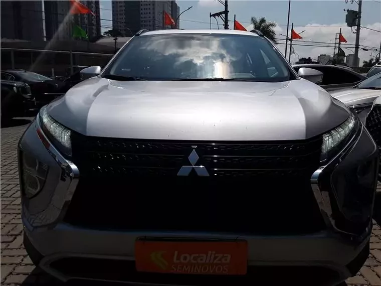 Mitsubishi Eclipse Cross Prata 5