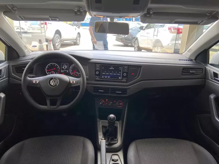 Volkswagen Polo Hatch Branco 2