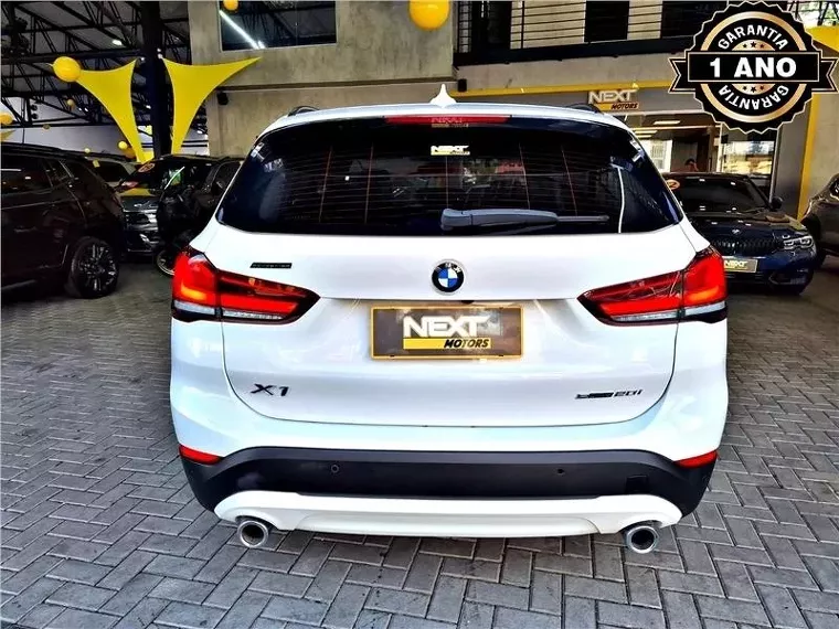 BMW X1 Branco 6