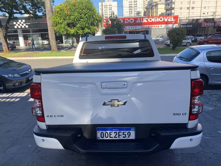 Chevrolet S10 Branco 38