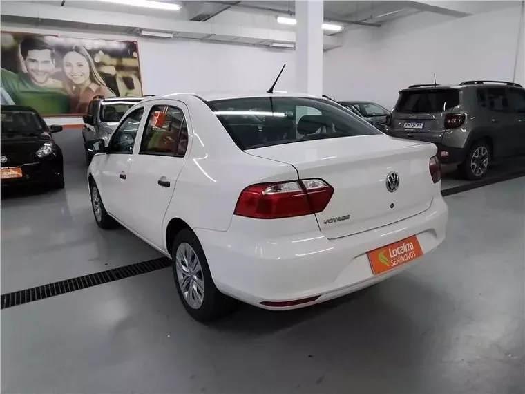 Volkswagen Voyage Branco 2