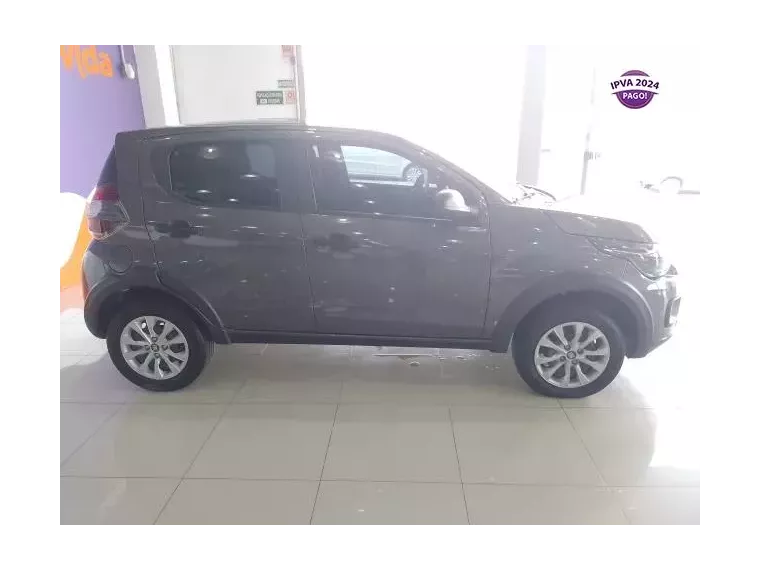 Fiat Mobi Cinza 5