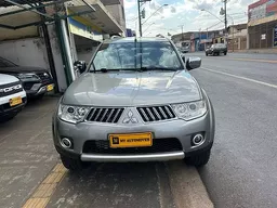 Mitsubishi Pajero Dakar