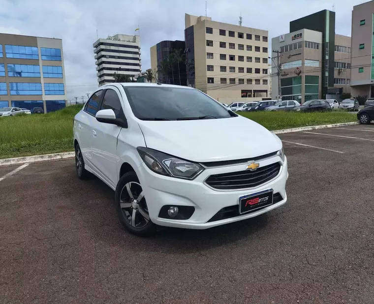 Chevrolet Prisma Branco 6