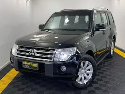 Mitsubishi Pajero Full