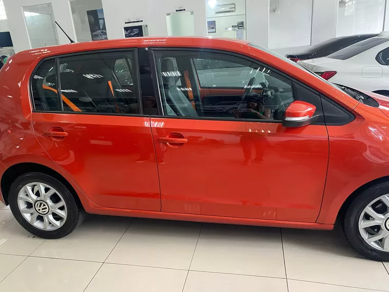 Volkswagen UP Laranja 3