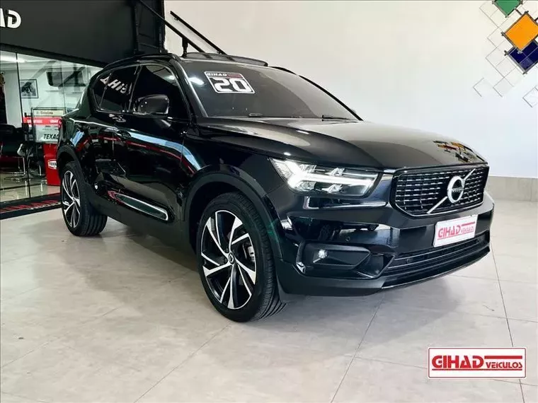 Volvo XC40 Preto 10