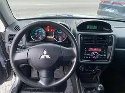 Mitsubishi Pajero TR4