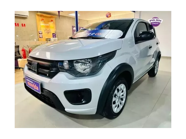 Fiat Mobi Prata 6