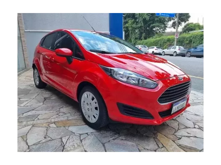 Ford Fiesta Vermelho 6