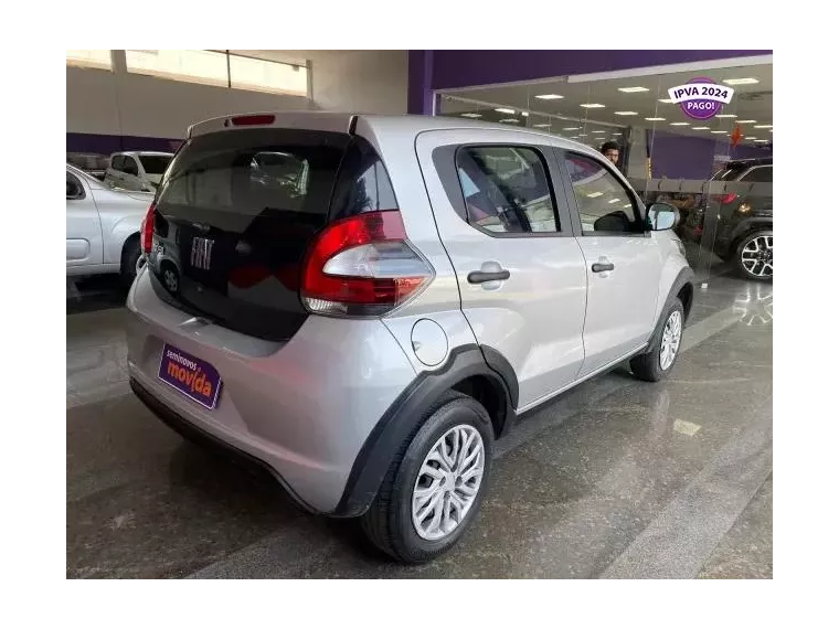 Fiat Mobi Prata 6